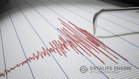 Türkiyədə zəlzələ: Dörd nəfər özünü eyvandan atdı