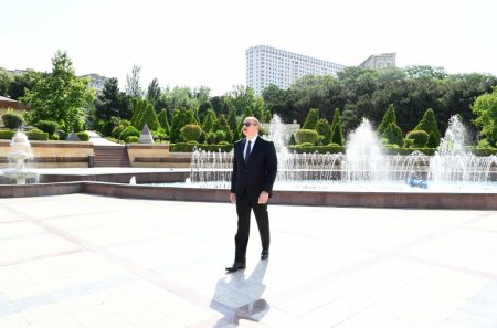 Prezident Bakıda keçidin açılışında - FOTO Prezident Bakıda keçidin açılışında - FOTO