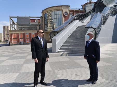 Prezident Bakıda keçidin açılışında - FOTO Prezident Bakıda keçidin açılışında - FOTO