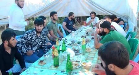 Xaçmazda xüsusi karantin rejiminin ilk günündə toyu olan bəy və qonaqları tutuldu - FOTO Xaçmazda xüsusi karantin rejiminin ilk günündə toyu olan bəy və qonaqları tutuldu - FOTO
