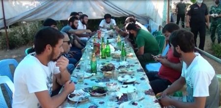 Xaçmazda xüsusi karantin rejiminin ilk günündə toyu olan bəy və qonaqları tutuldu - FOTO Xaçmazda xüsusi karantin rejiminin ilk günündə toyu olan bəy və qonaqları tutuldu - FOTO