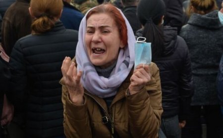 Erməni valideynlər Tonoyanla görüş tələb edir: "Övladlarımızı qaytarın"