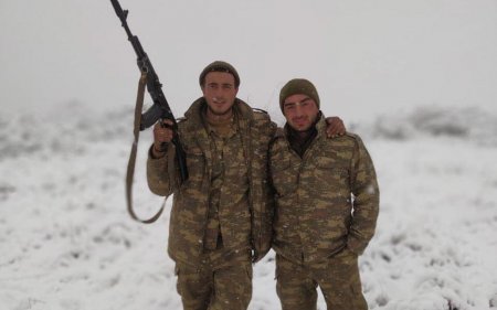 İki gün öncə tərxis olunan əsgər faciəvi şəkildə öldü - FOTO İki gün öncə tərxis olunan əsgər faciəvi şəkildə öldü - FOTO