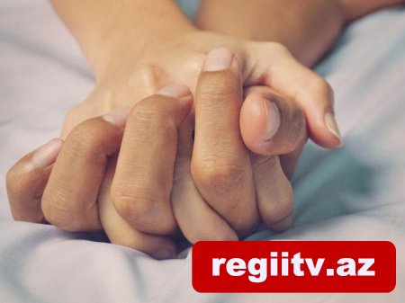 Dövlət xəstəxanasında biabırçılıq - İki işçi sevişərkən tutuldu - VİDEOSU YAYILDI