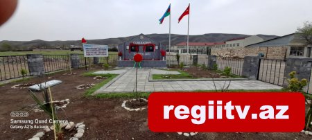 Şəki şəhərinin cumakənd kəndində şəhidlər abidəsi ucaldıldı Şəki şəhərinin cumakənd kəndində şəhidlər abidəsi ucaldıldı